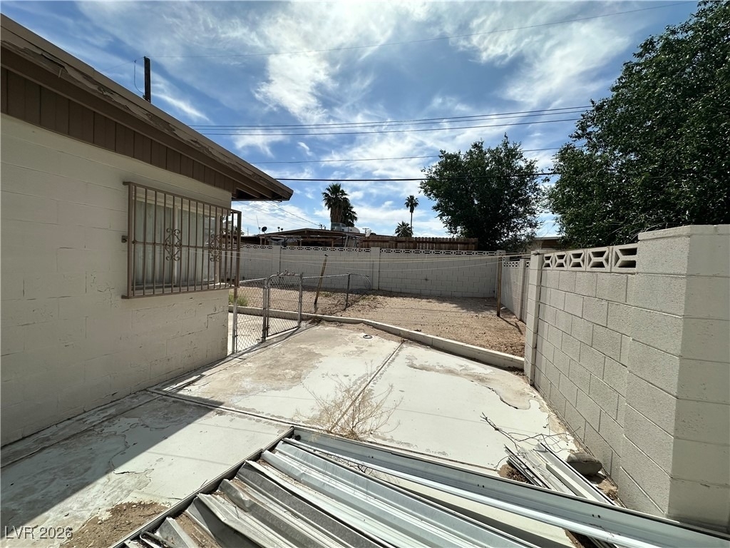 2300 Pardee Place - Photo 5