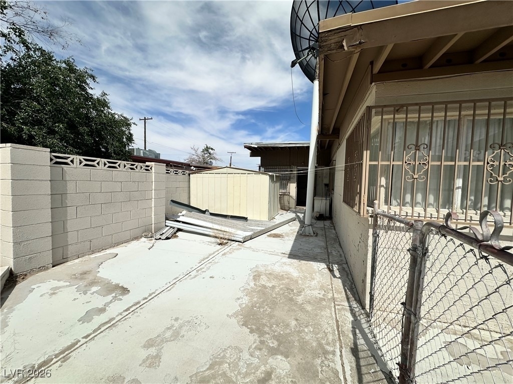 2300 Pardee Place - Photo 6