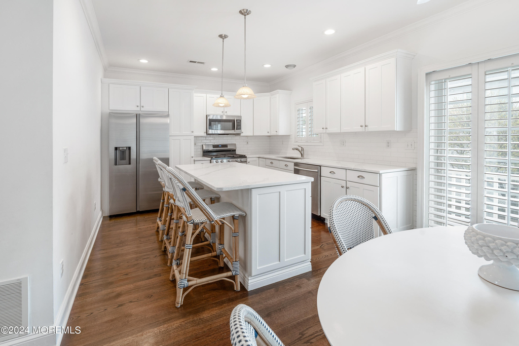 29 Pavilion Avenue - Photo 7