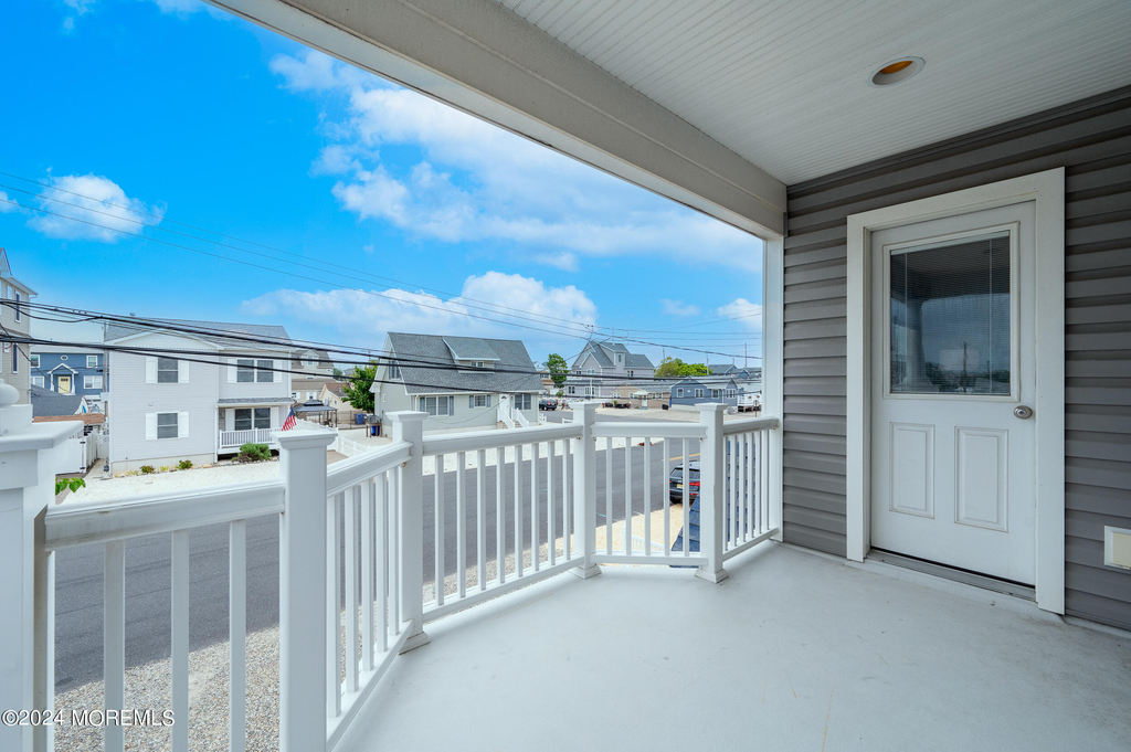 219 3rd Avenue - Photo 20