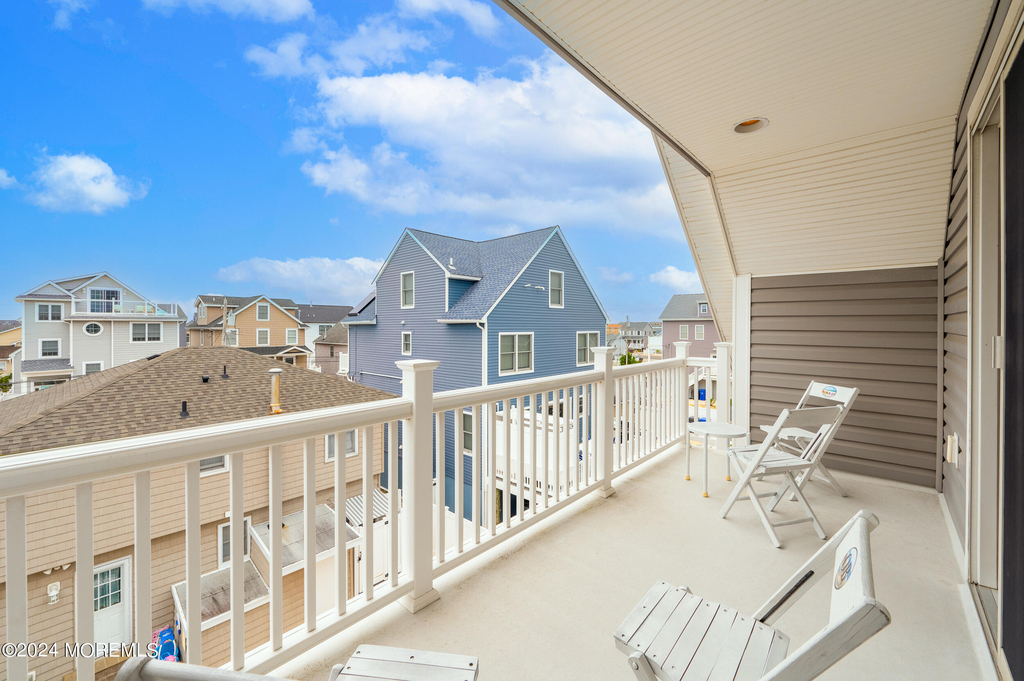 219 3rd Avenue - Photo 21