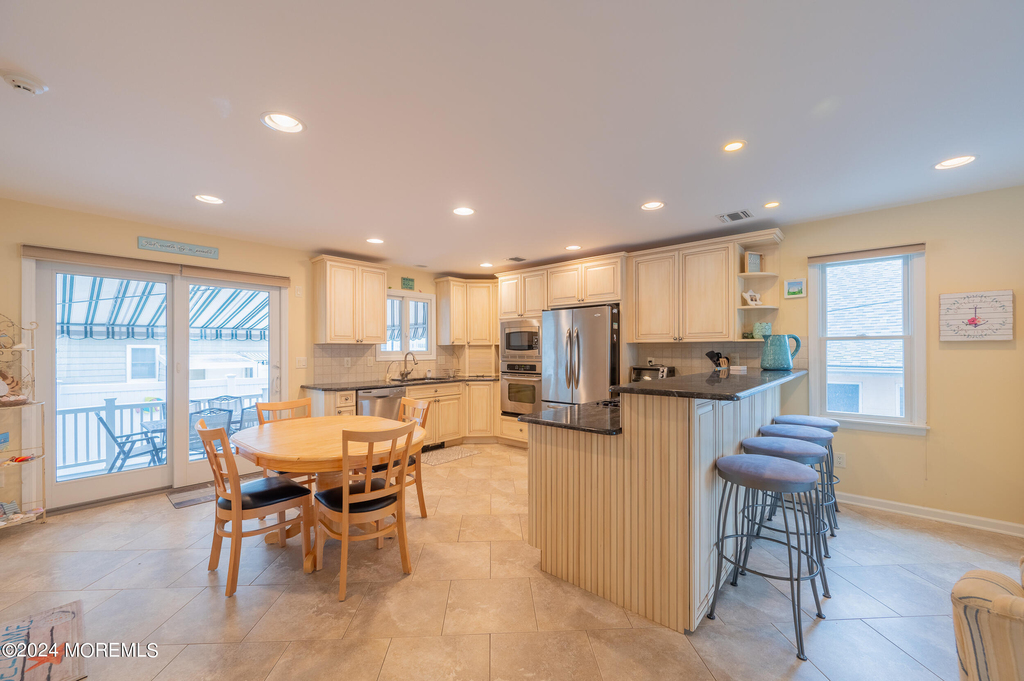 219 3rd Avenue - Photo 2
