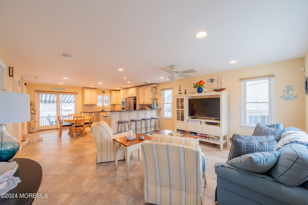219 3rd Avenue - Photo 12