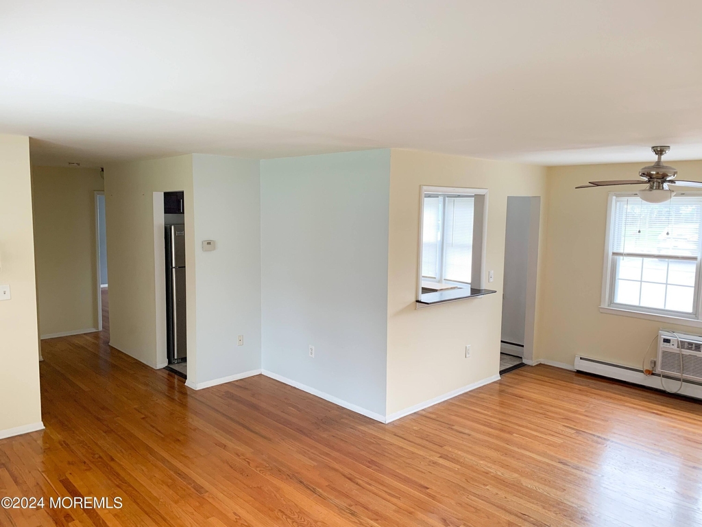364 Westwood Avenue - Photo 4