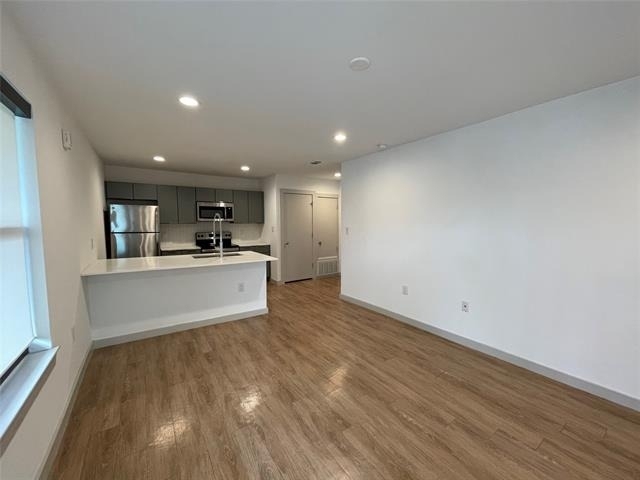 5520 Gaston Avenue - Photo 3