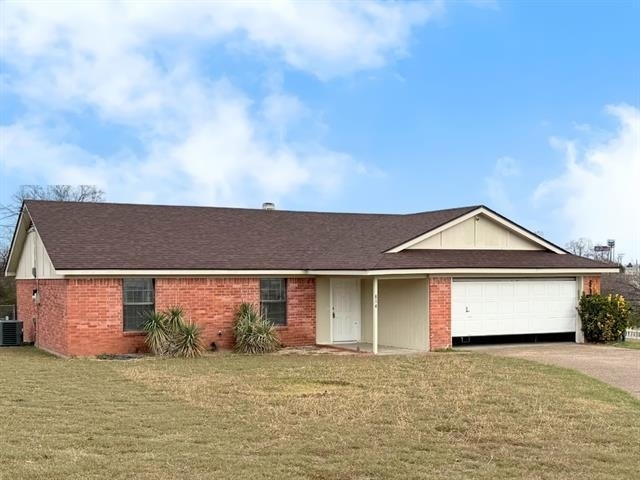 614 Circle Creek Drive - Photo 0