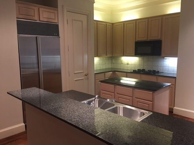 3535 Gillespie Street - Photo 2