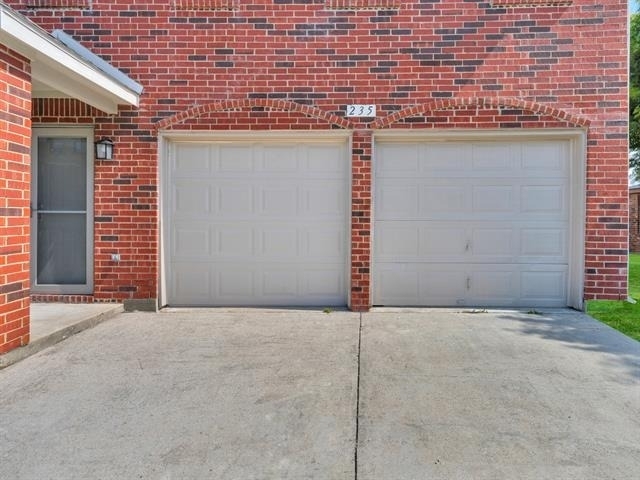 235 Yale Boulevard - Photo 4