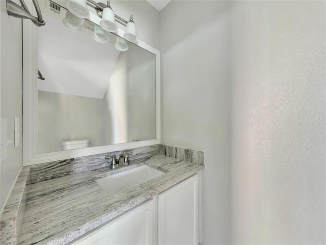 235 Yale Boulevard - Photo 16