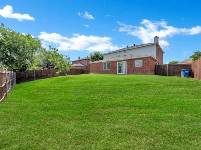 235 Yale Boulevard - Photo 33