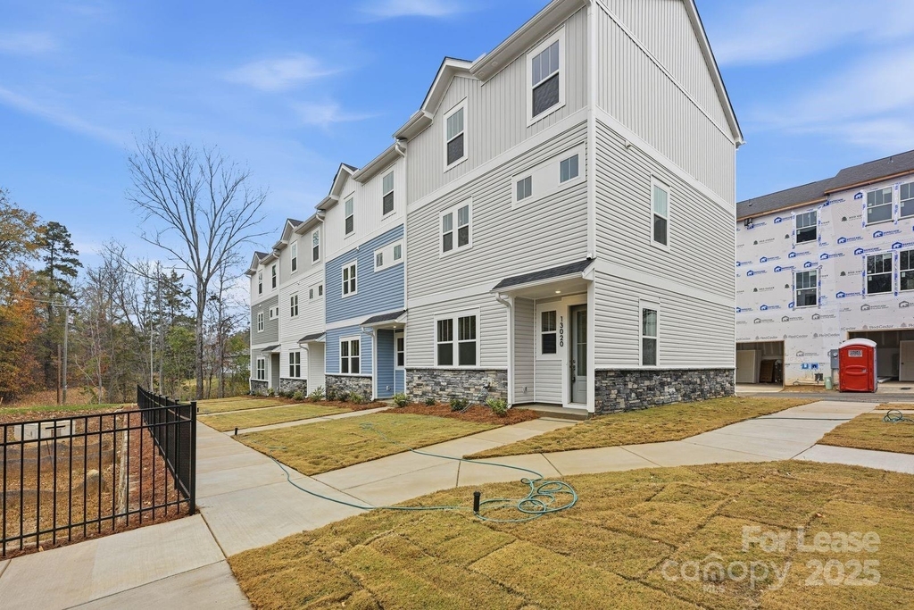 11003 Valkyrie Lane - Photo 16
