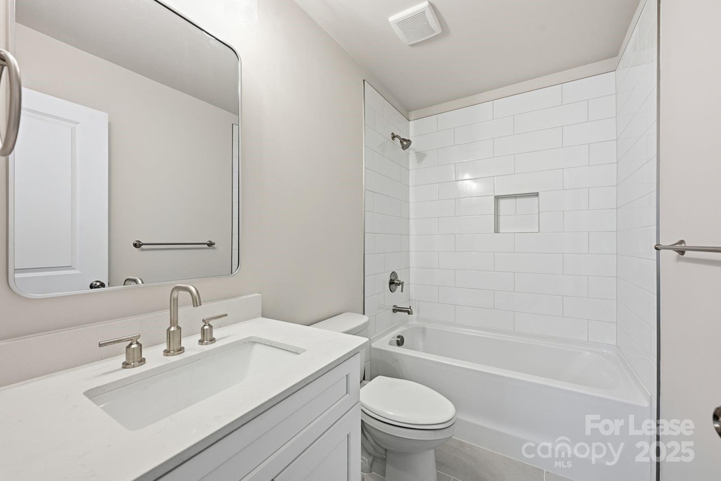 11003 Valkyrie Lane - Photo 3