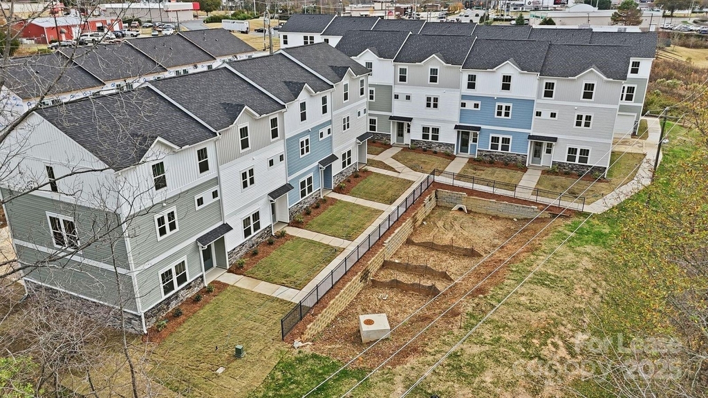 11003 Valkyrie Lane - Photo 0