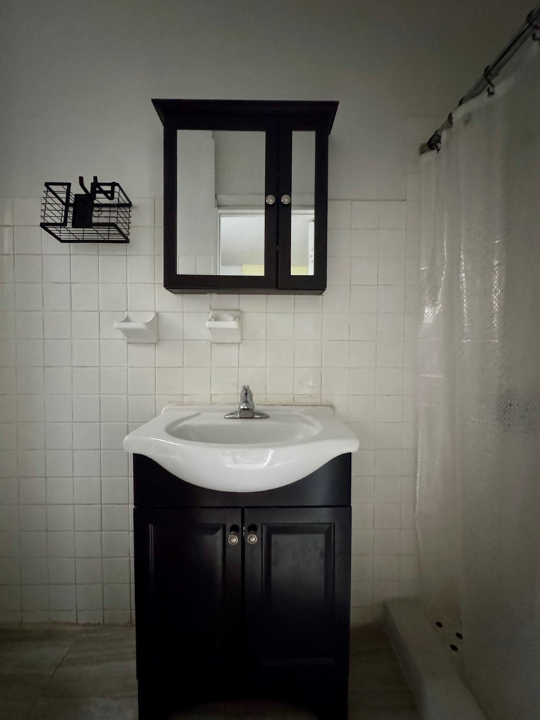 422 East 118th Street - Photo 7