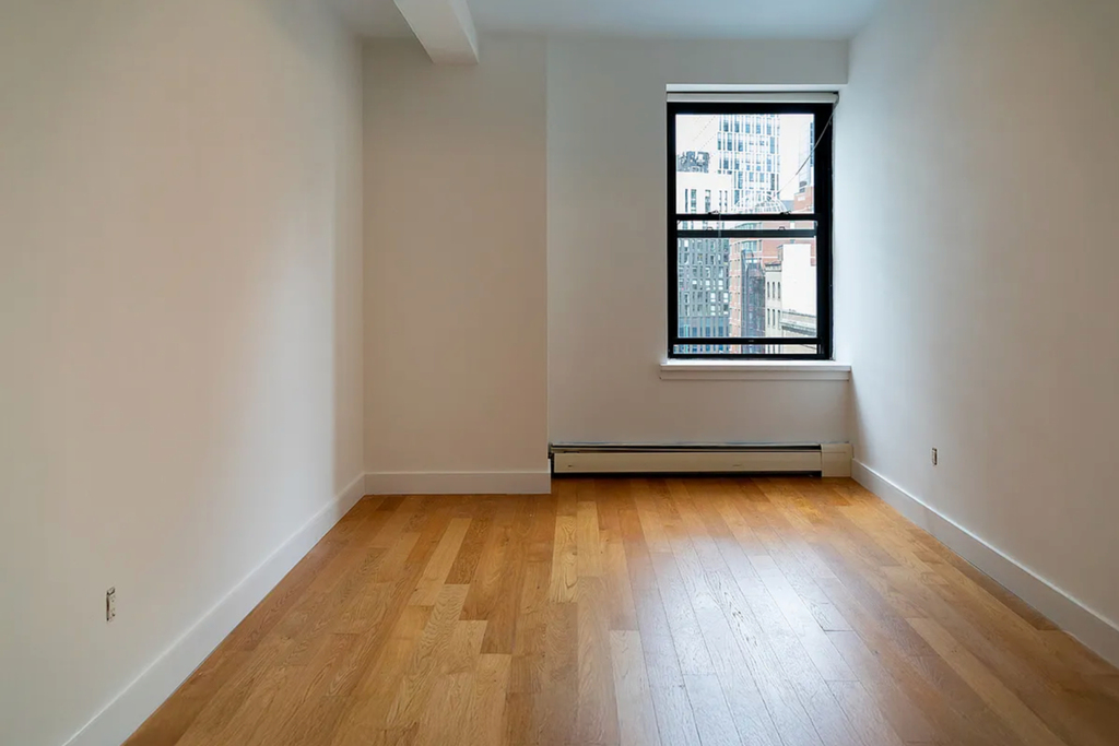 West Broadway, Tribeca, Downtown Manhattan - Photo 3