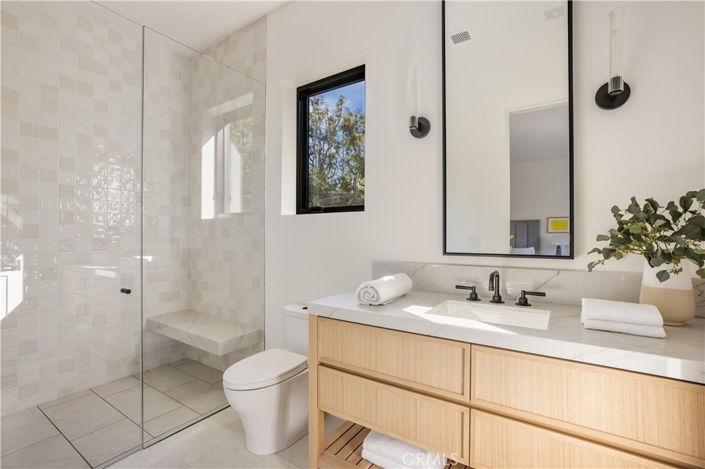24341 Rolling View Road - Photo 29
