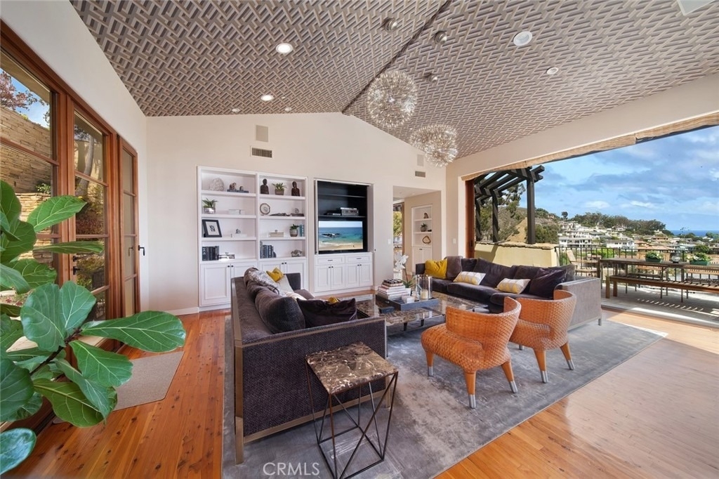 1131 Emerald Bay - Photo 5