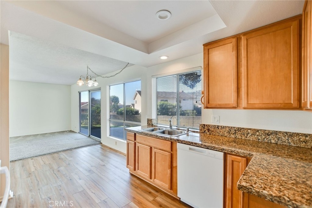 2785 Westfield Place - Photo 11
