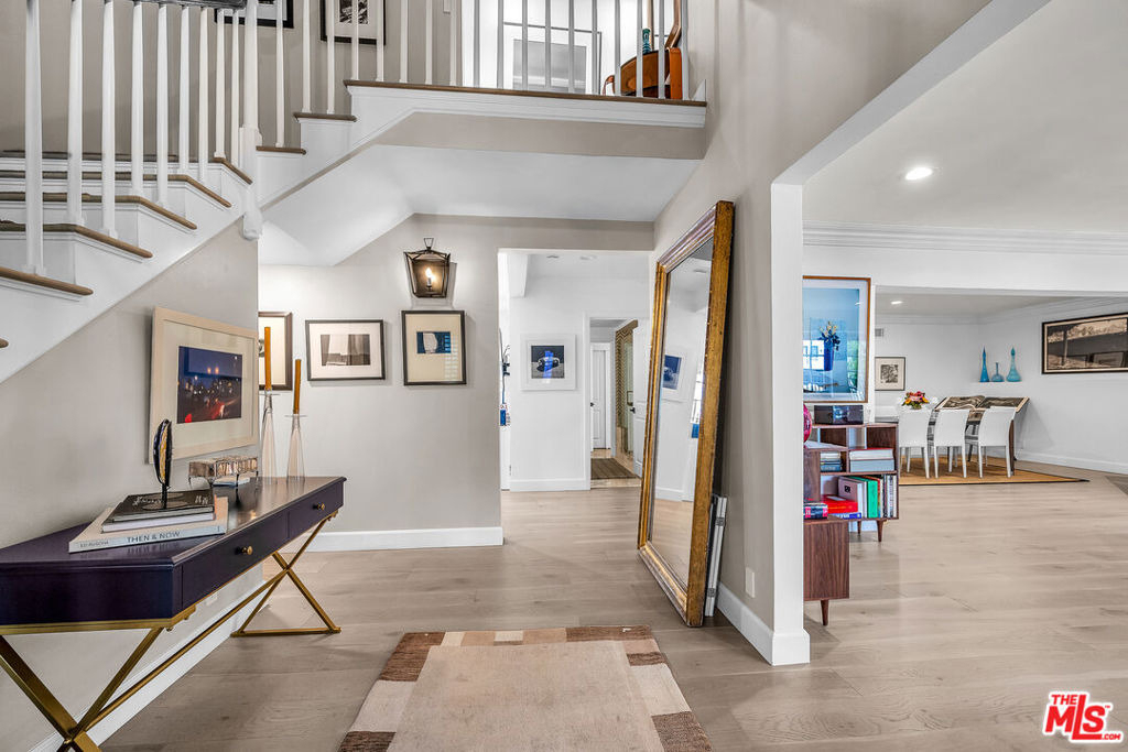 751 Westholme Avenue - Photo 2