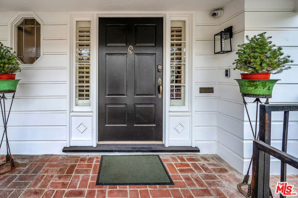 751 Westholme Avenue - Photo 42