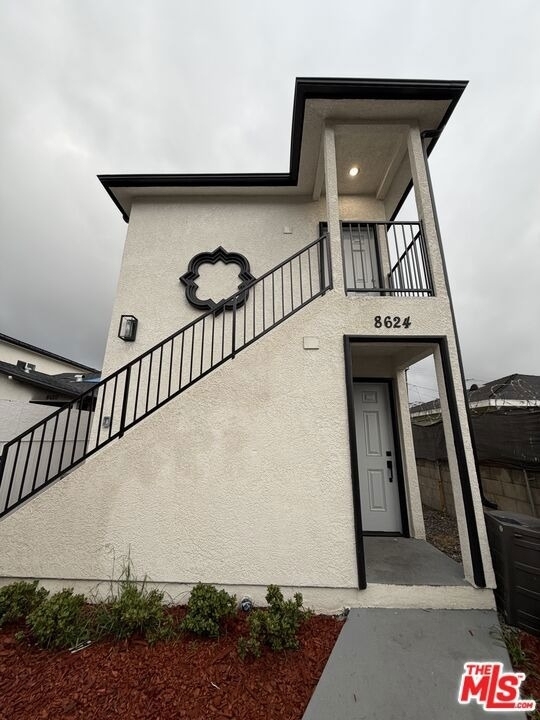 8624 Graham Avenue - Photo 20