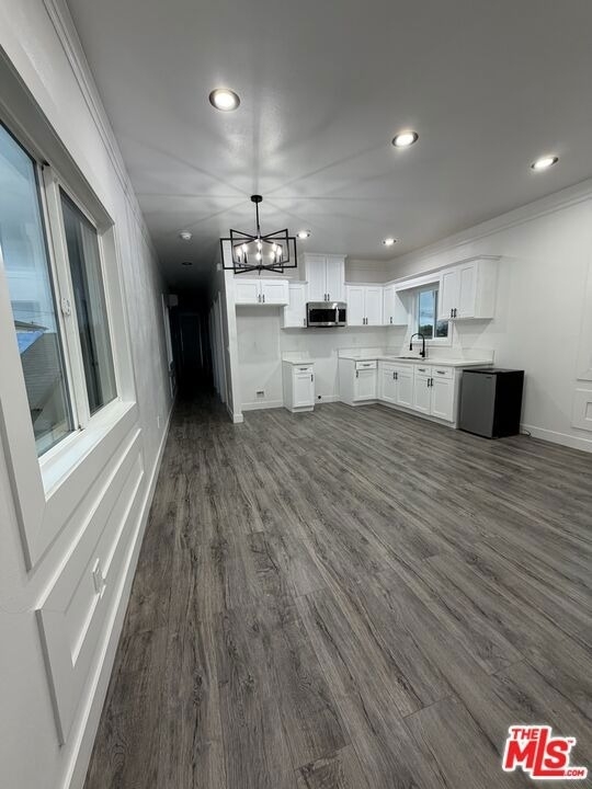 8624 Graham Avenue - Photo 10