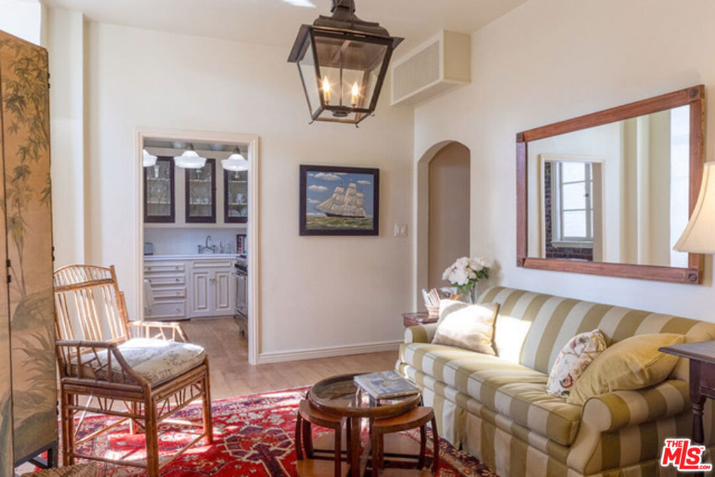 1416 Havenhurst Drive - Photo 2
