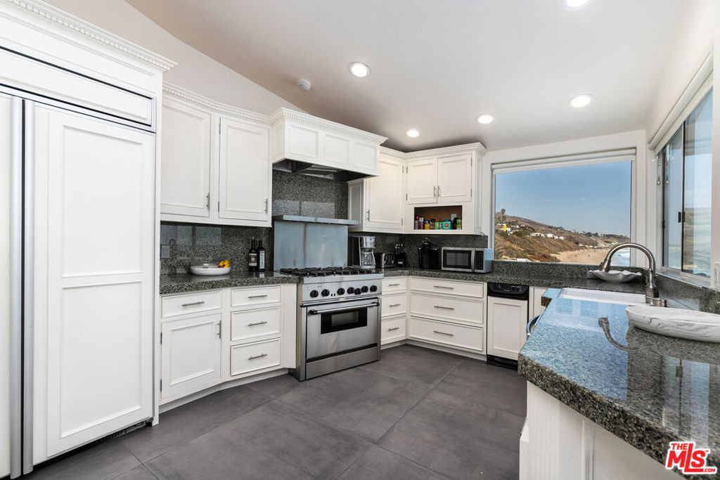 26044 E Pacific Coast Highway - Photo 15