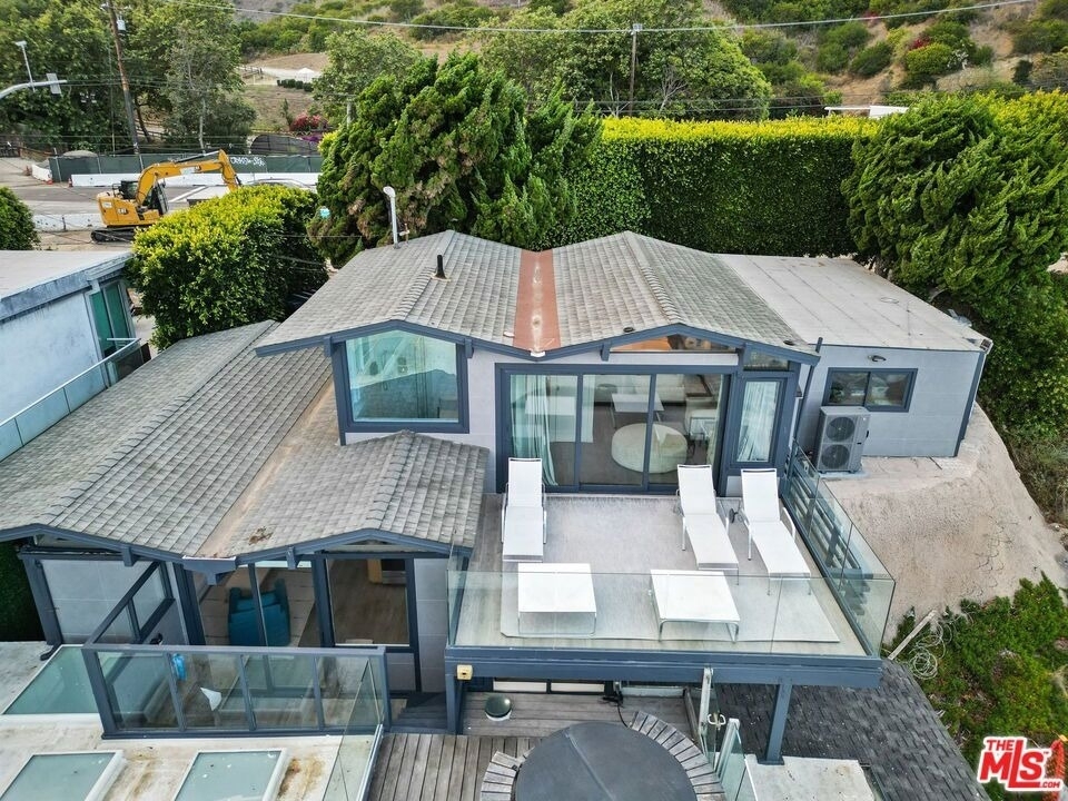 26044 E Pacific Coast Highway - Photo 22