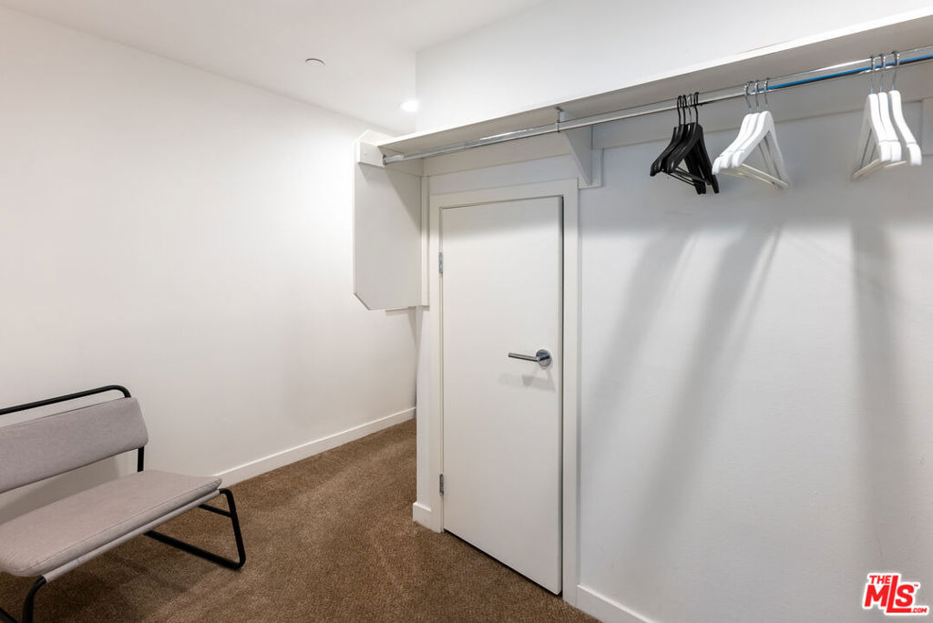 11912 Laurelwood Drive - Photo 4