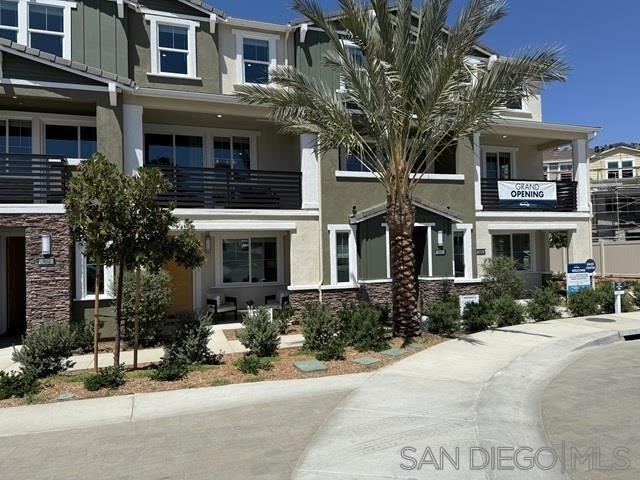 504 Lotus Drive - Photo 0