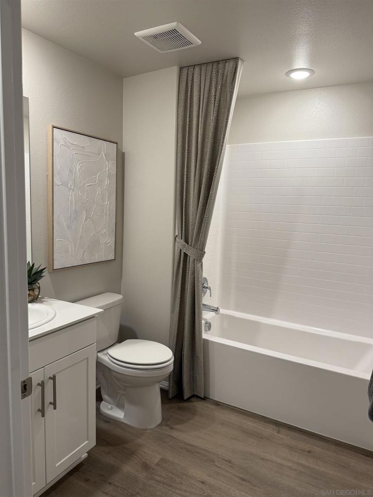 504 Lotus Drive - Photo 4