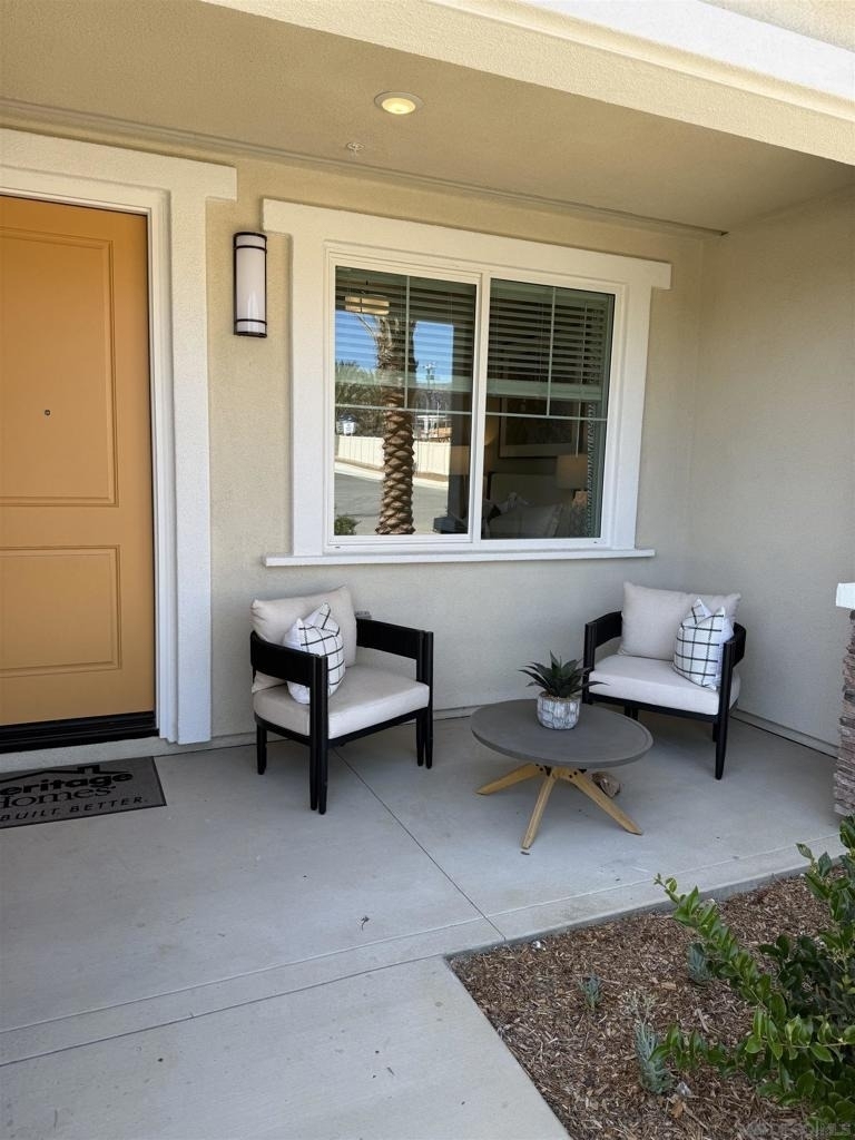 504 Lotus Drive - Photo 1
