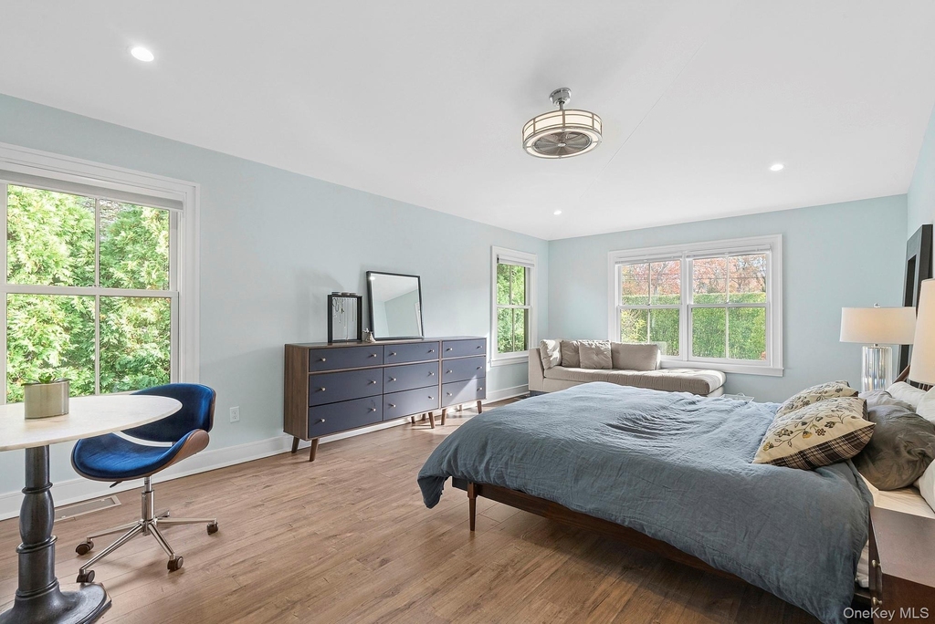 37 Maryland Boulevard - Photo 8