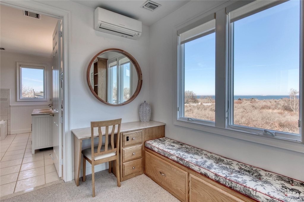 300 Latham Lane - Photo 8