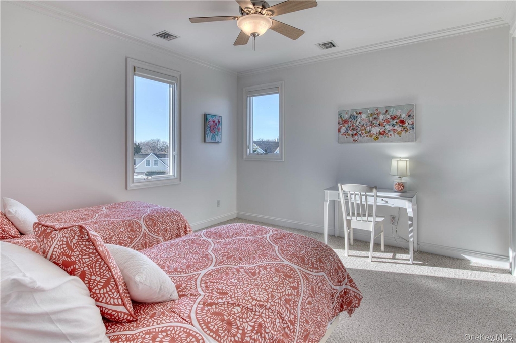 300 Latham Lane - Photo 10