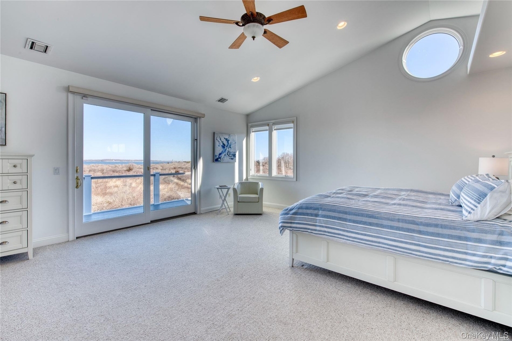 300 Latham Lane - Photo 7
