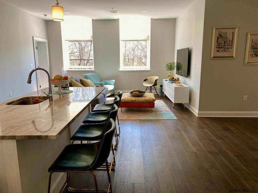 77 Van Dam Street - Photo 14