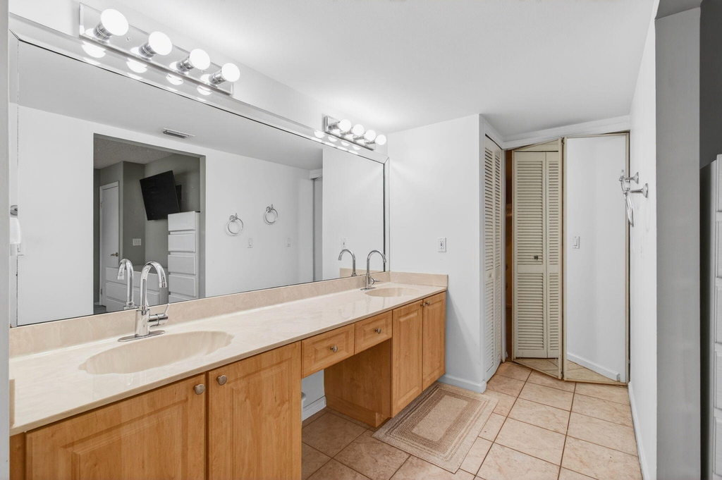 5851 Parkwalk Drive - Photo 49