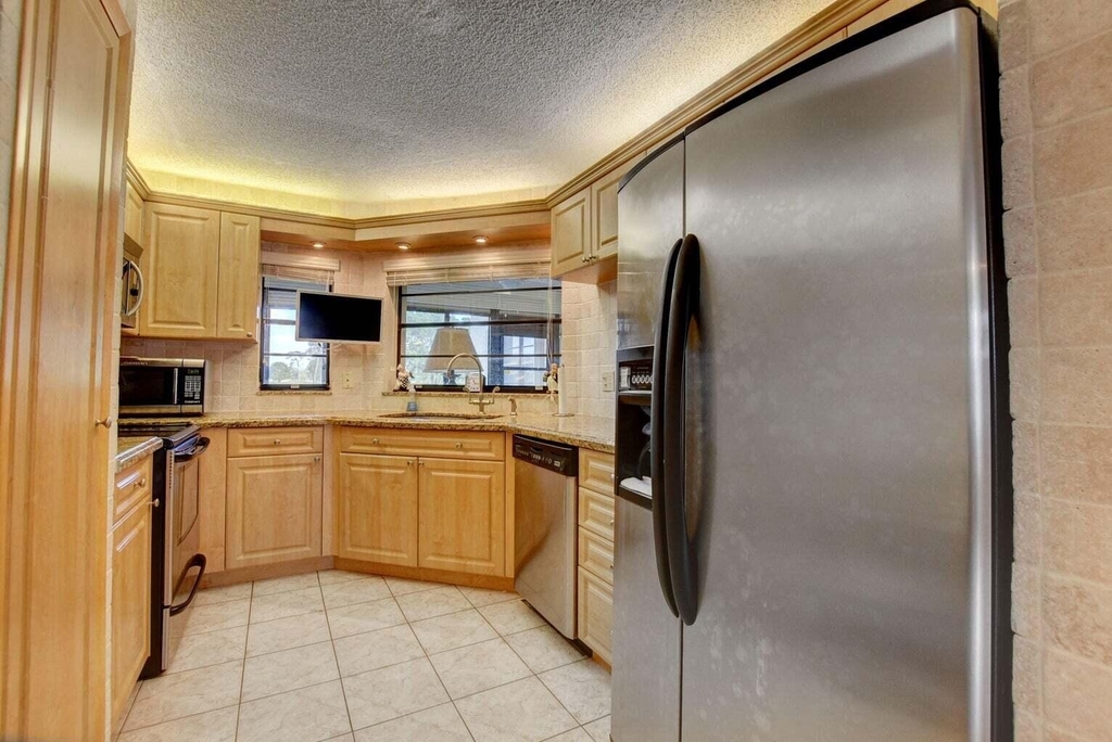 5851 Parkwalk Drive - Photo 13