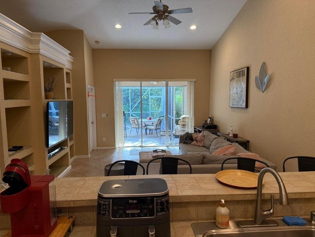328 W Coral Trace Circle - Photo 6