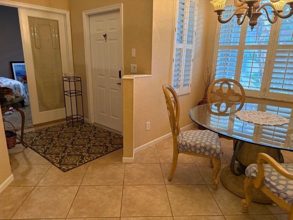 328 W Coral Trace Circle - Photo 3