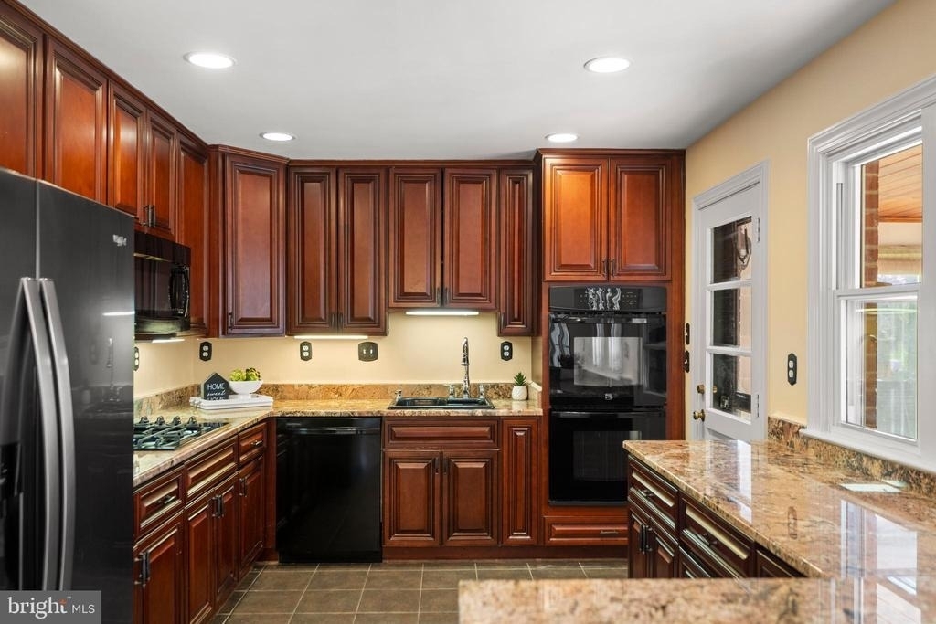 1726 Baldwin Drive - Photo 5