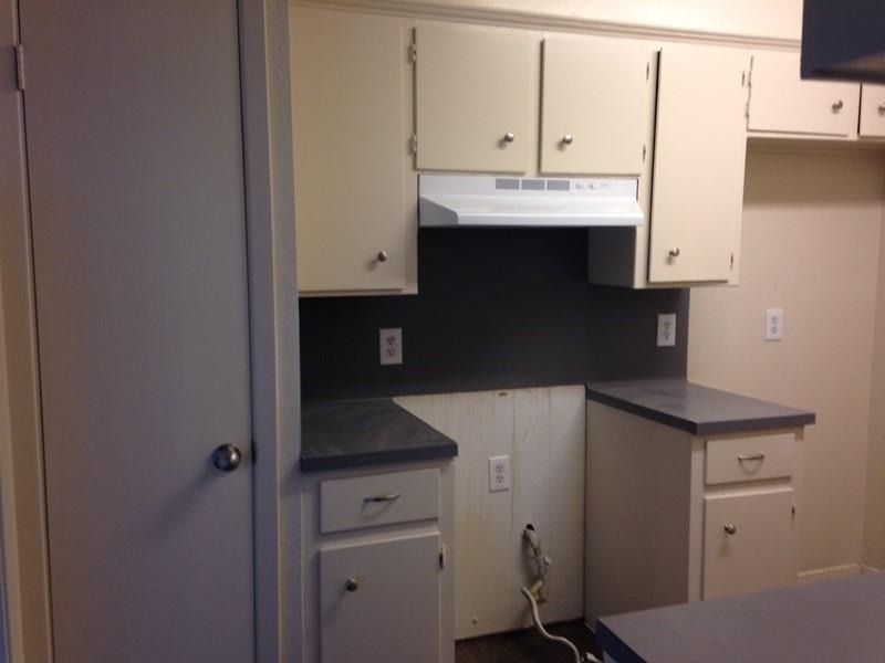 1710 Ledgewood Dr - Photo 5