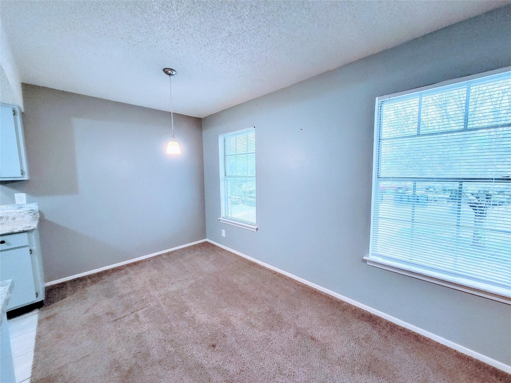 3429 Willowrun Dr - Photo 2