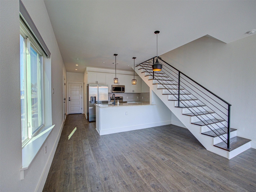 20507 Bonanza St - Photo 10