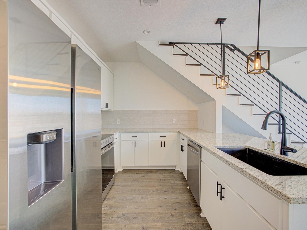 20507 Bonanza St - Photo 5