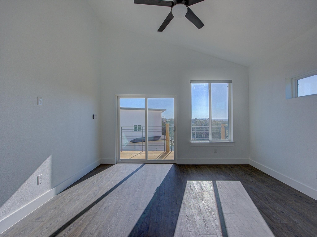 20507 Bonanza St - Photo 21