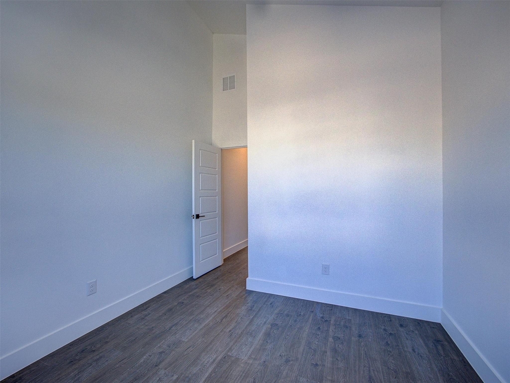 20507 Bonanza St - Photo 16