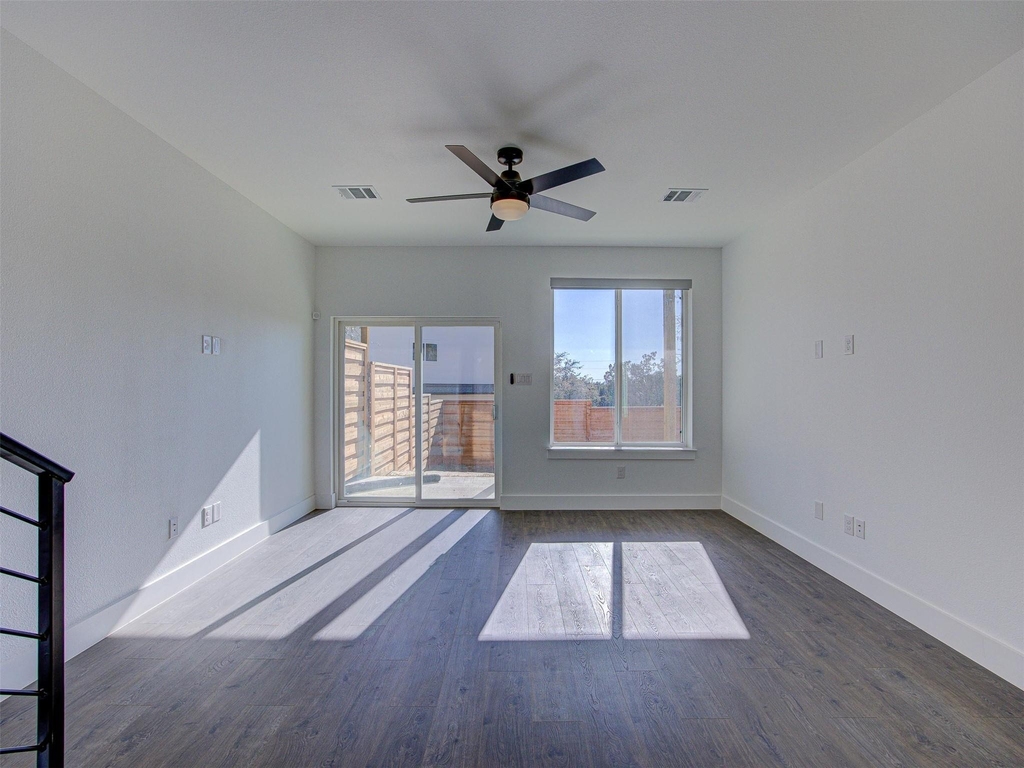 20507 Bonanza St - Photo 11